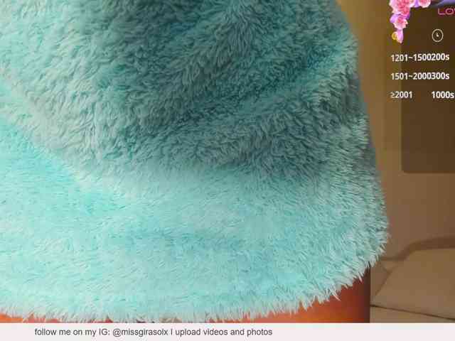 AlishaSummer webcam