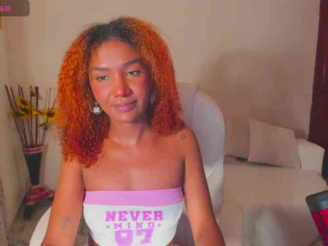 AlishaSummer webcam