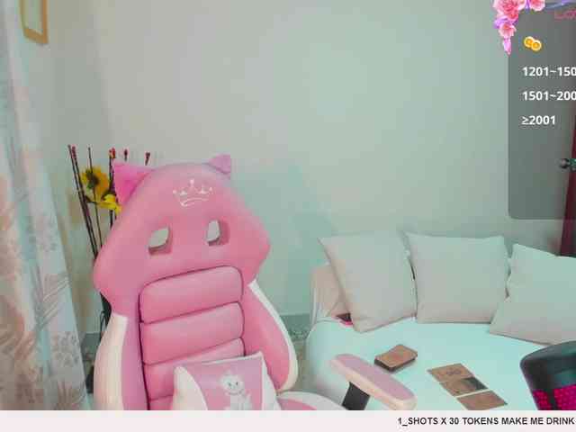AlishaSummer webcam