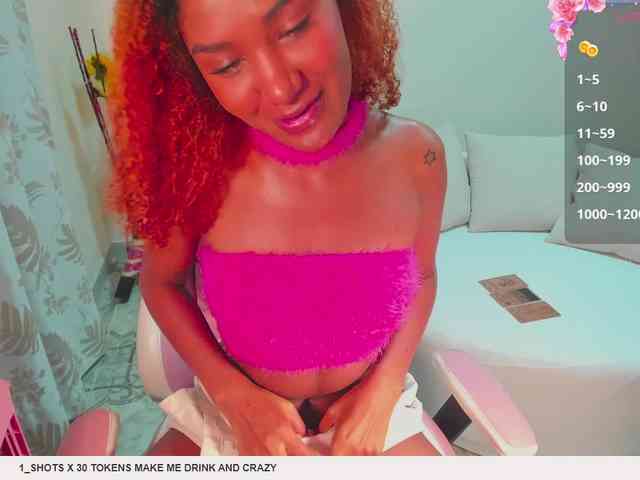 AlishaSummer webcam