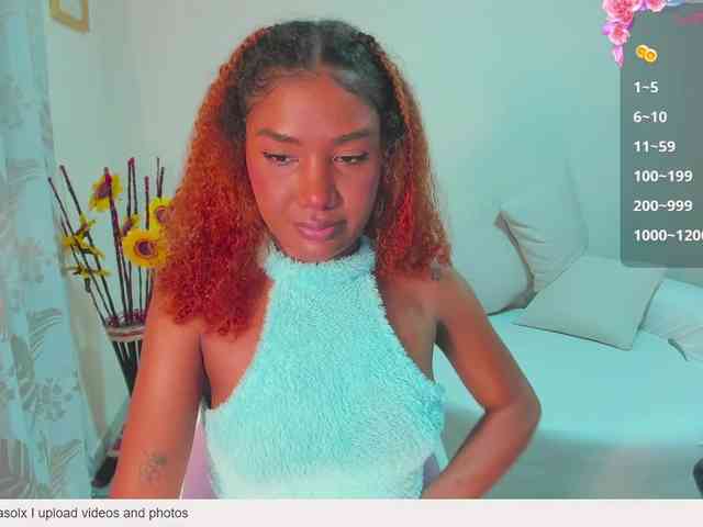 AlishaSummer webcam
