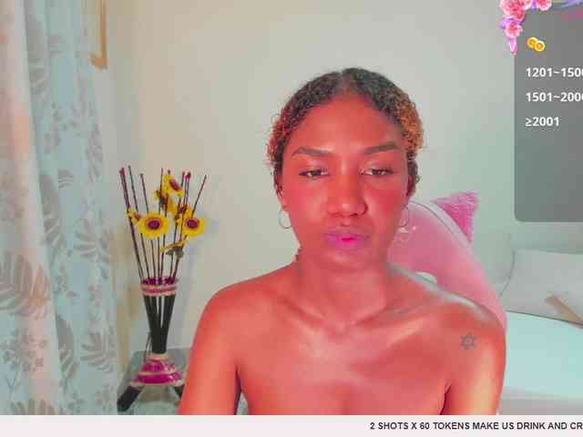 AlishaSummer webcam