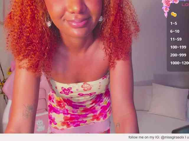 AlishaSummer webcam