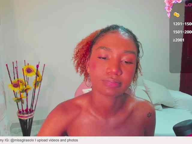 AlishaSummer webcam