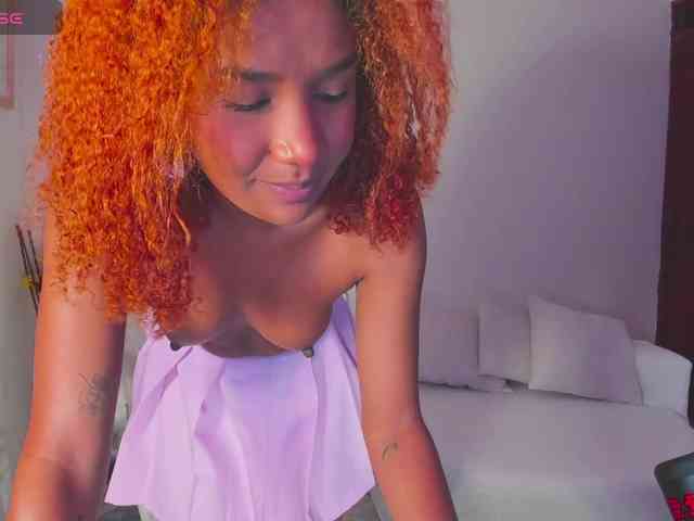 AlishaSummer webcam
