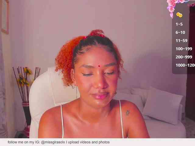 AlishaSummer webcam