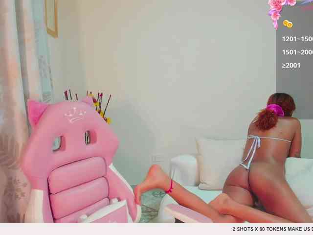 AlishaSummer webcam