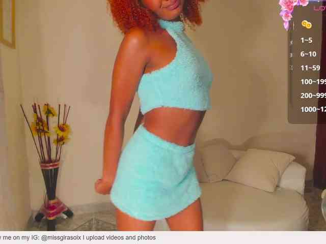 AlishaSummer webcam