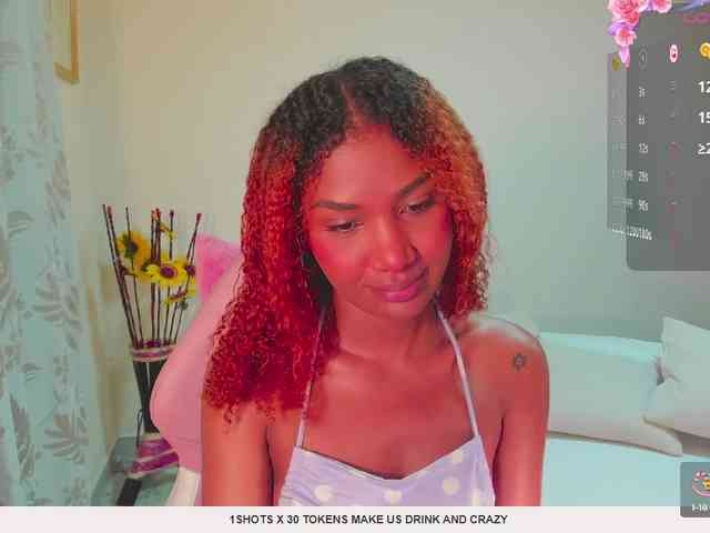 AlishaSummer webcam