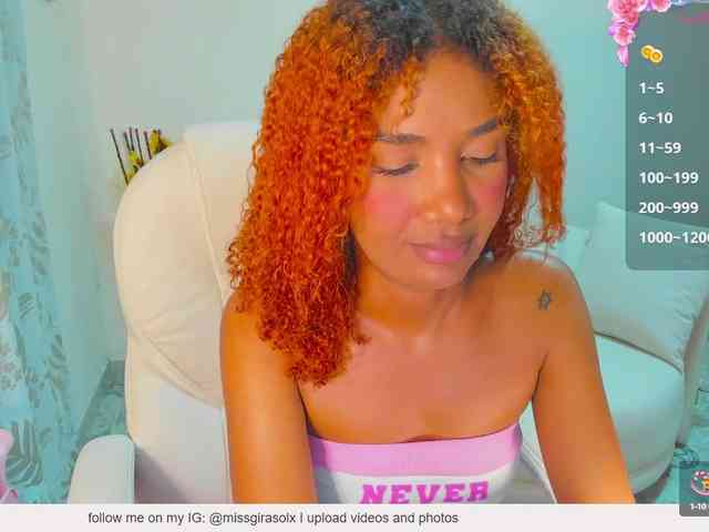 AlishaSummer webcam