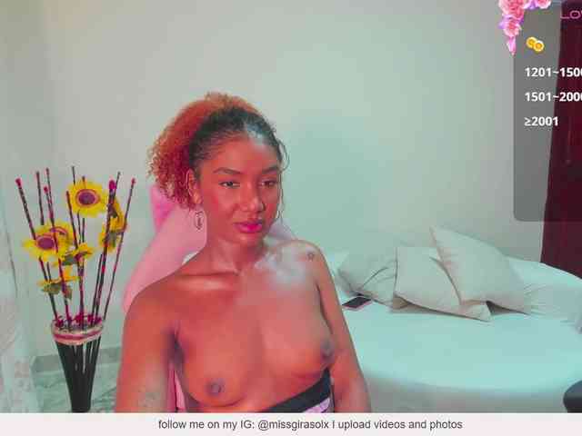 AlishaSummer webcam