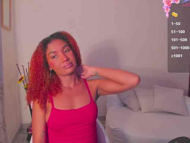 AlishaSummer webcam