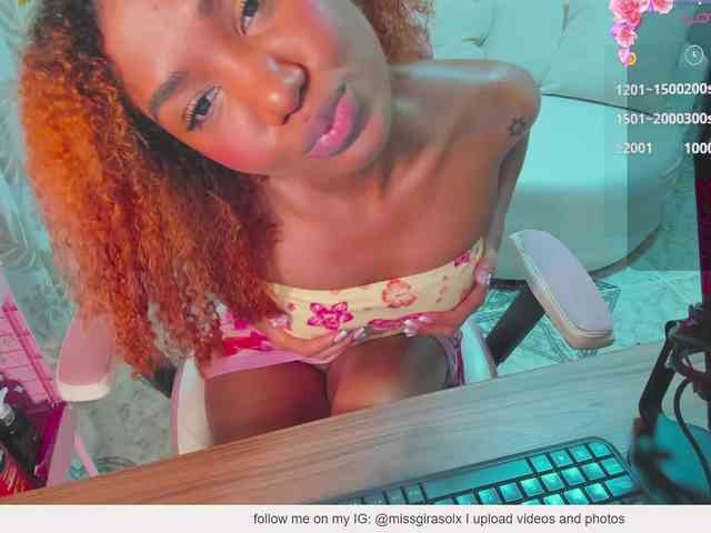 AlishaSummer webcam