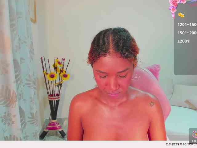 AlishaSummer webcam