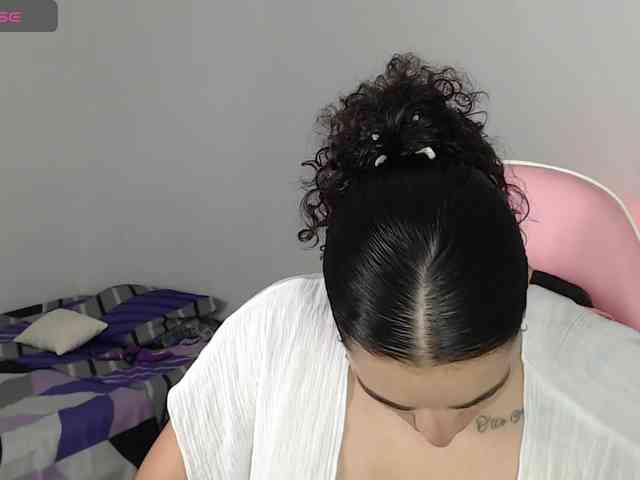 JADDE_LUXXY webcam