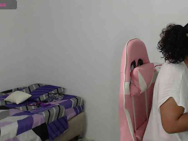 JADDE_LUXXY webcam