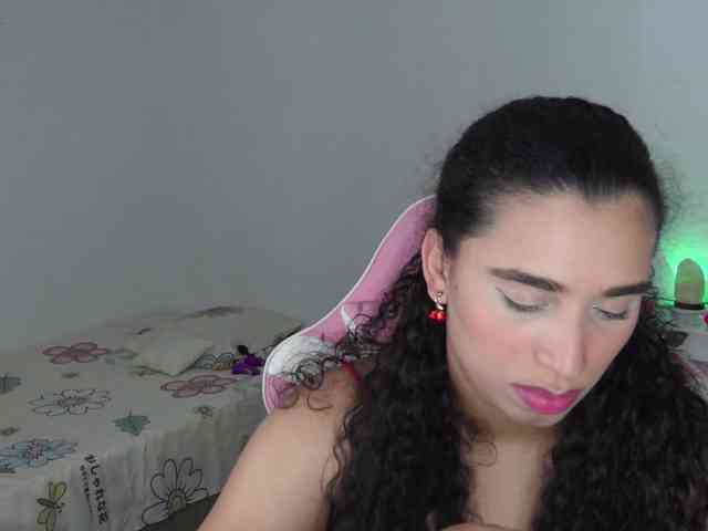 JADDE_LUXXY webcam