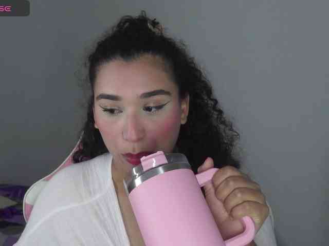 JADDE_LUXXY webcam