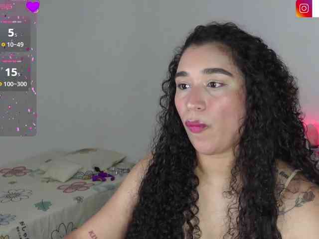 JADDE_LUXXY webcam