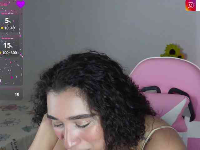 JADDE_LUXXY webcam