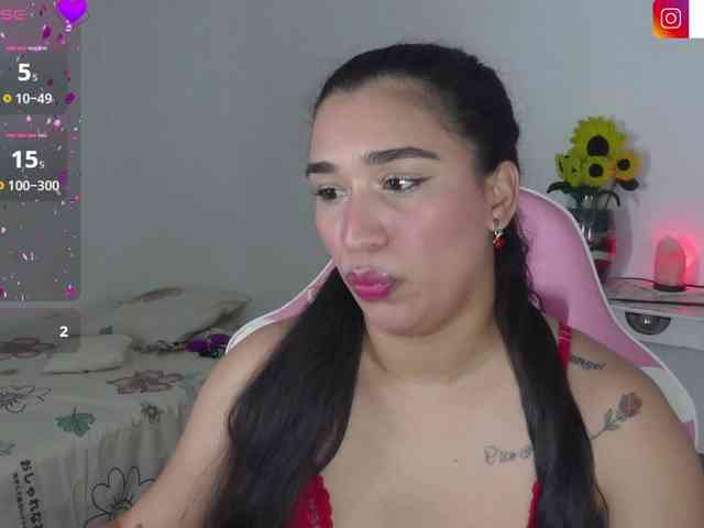 JADDE_LUXXY webcam