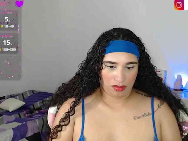 JADDE_LUXXY webcam