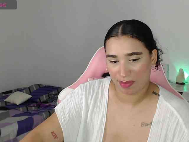 JADDE_LUXXY webcam