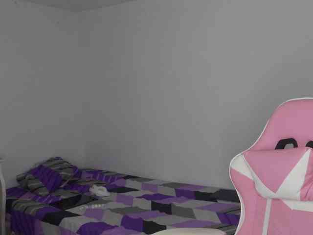 JADDE_LUXXY webcam