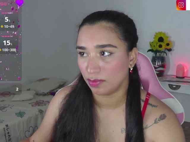JADDE_LUXXY webcam