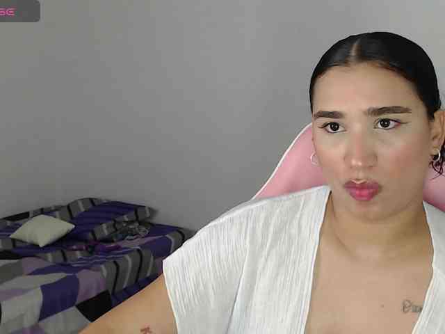 JADDE_LUXXY webcam