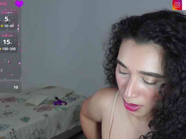JADDE_LUXXY webcam