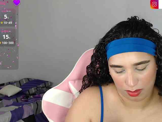 JADDE_LUXXY webcam