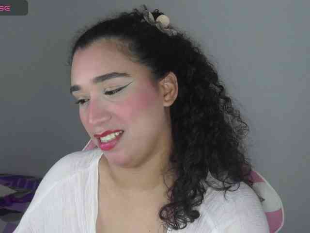 JADDE_LUXXY webcam
