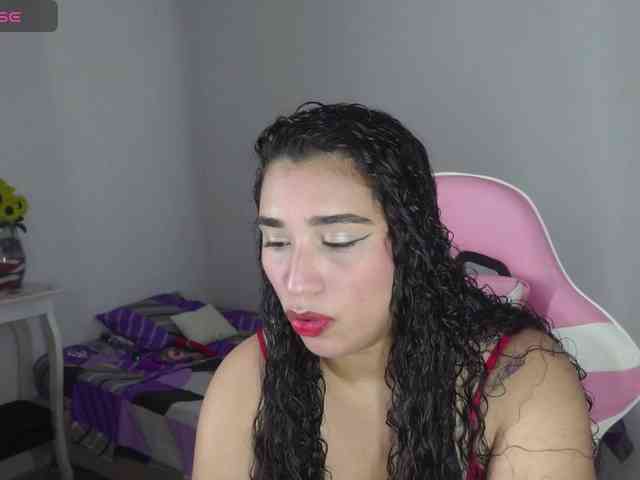 JADDE_LUXXY webcam