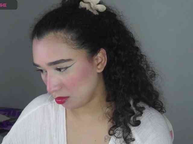 JADDE_LUXXY webcam