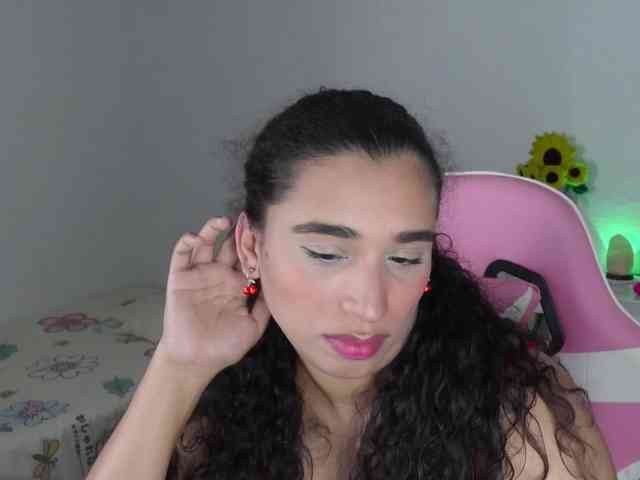 JADDE_LUXXY webcam