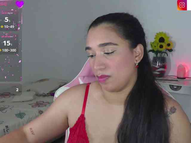 JADDE_LUXXY webcam