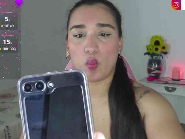 JADDE_LUXXY webcam