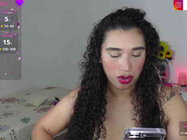 JADDE_LUXXY webcam