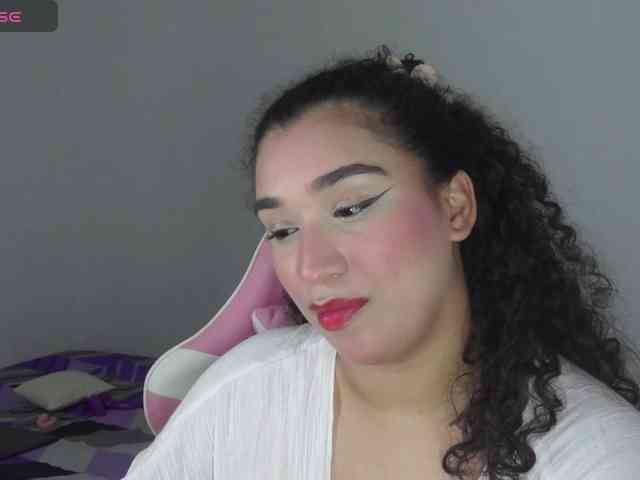 JADDE_LUXXY webcam