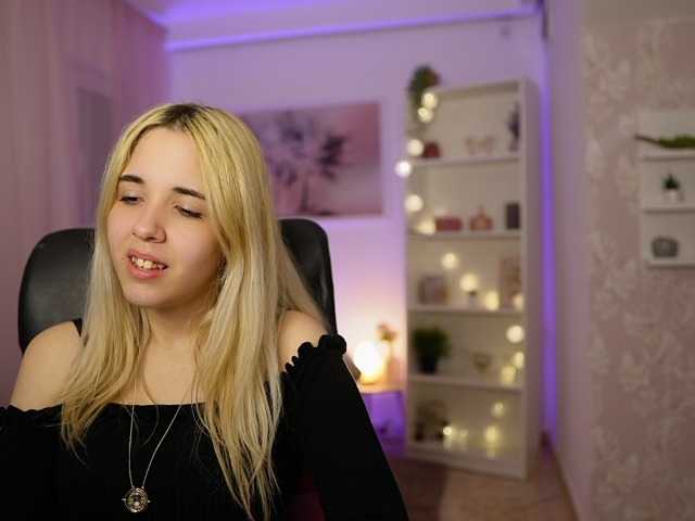 KatieKush18 Porn