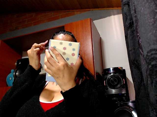 AlexandrinaFenix's BongaCams show and profile