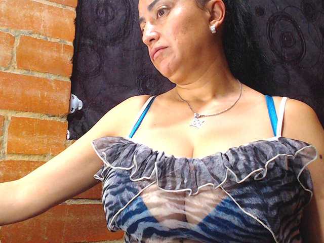 AlexandrinaFenix's BongaCams show and profile