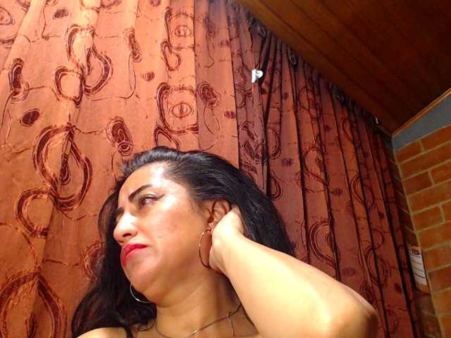 AlexandrinaFenix's BongaCams show and profile