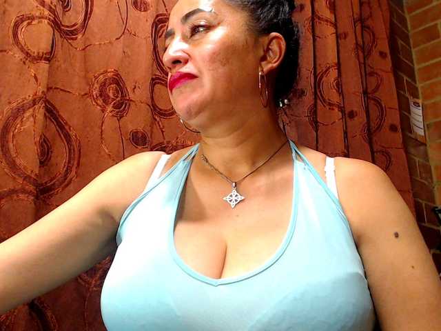 AlexandrinaFenix's BongaCams show and profile