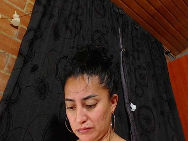 AlexandrinaFenix's BongaCams show and profile