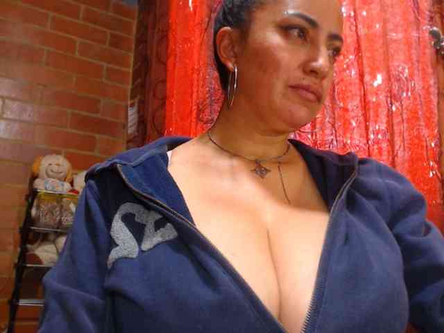 AlexandrinaFenix webcam