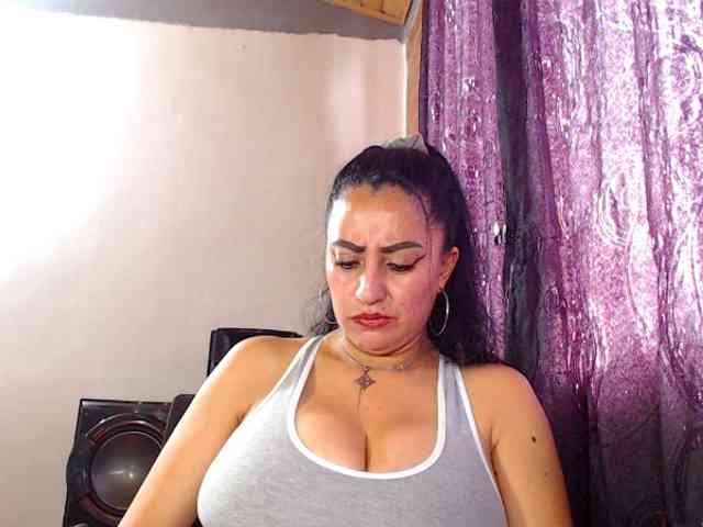 AlexandrinaFenix webcam