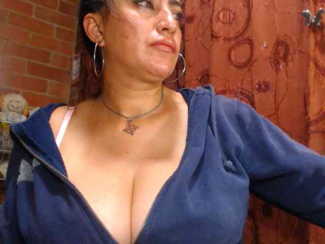 AlexandrinaFenix webcam