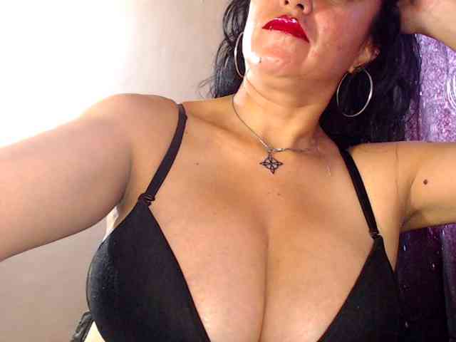 AlexandrinaFenix webcam